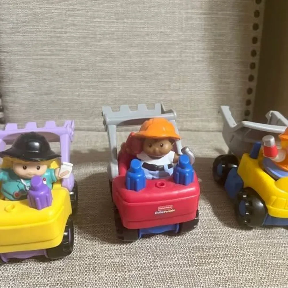 Amazing Vintage Fisher-Price Little People Transportation Bundle – Early 2000s